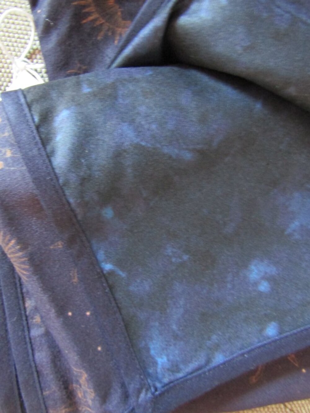 Johnny Was Calme Astrology Print Small Yoga Towel - Picture 6 of 7
